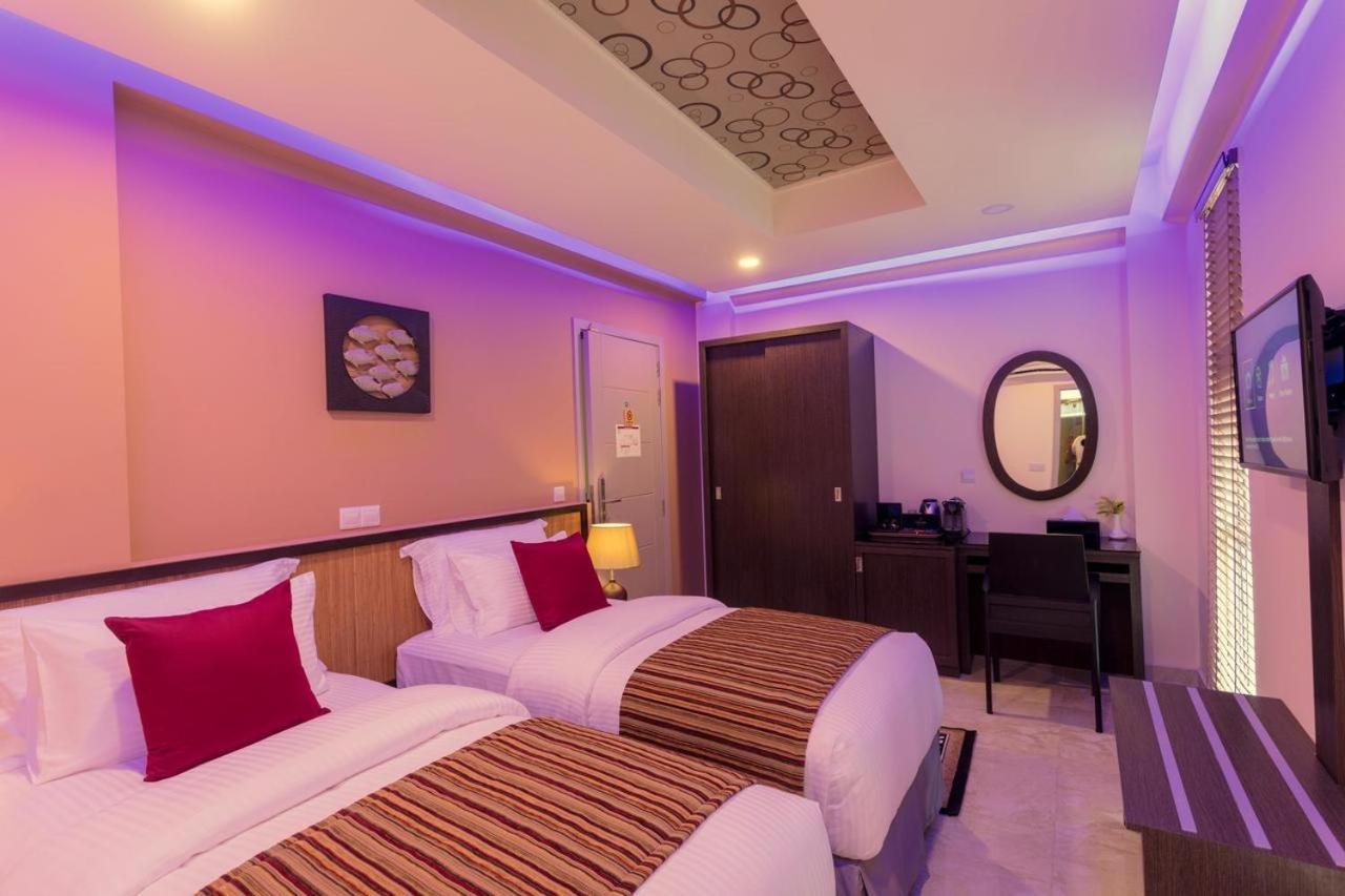 Hotel Eleven Trees Maldives Hulhumalé Exterior foto
