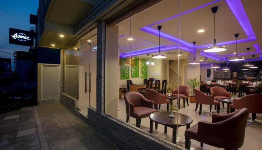 Hotel Eleven Trees Maldives Hulhumalé Exterior foto