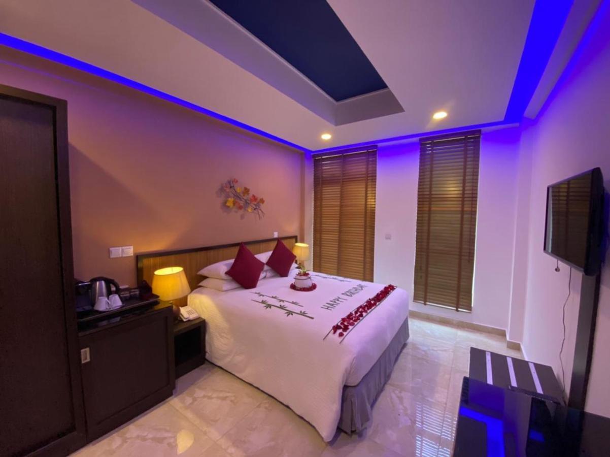 Hotel Eleven Trees Maldives Hulhumalé Exterior foto