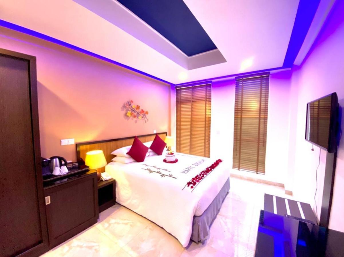 Hotel Eleven Trees Maldives Hulhumalé Exterior foto